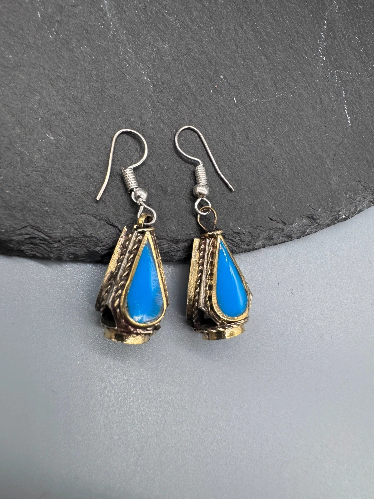 Boucles d’oreilles en racine turquoise en Gillet, (42.25mm) – photo 2